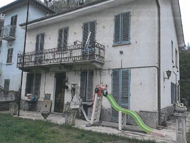 Casa in vendita a Piemonte, Asti