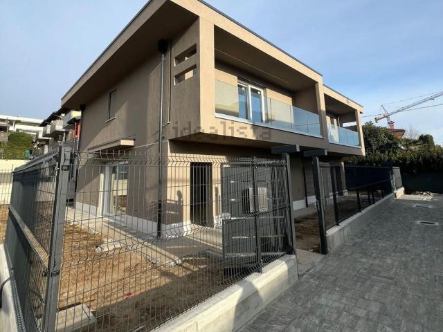 Casa in vendita a Lurago D'erba, Lombardia