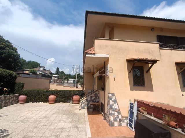 Casa in vendita a Colle Angeloni, Roma Capitale