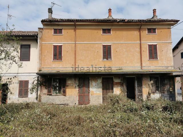 Casa in vendita a Gambarana, Lombardia