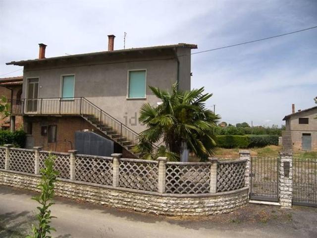 Casa in vendita a Abbadia di Montepulciano, Montepulciano