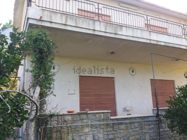 Casa in vendita a Monreale, Sicilia