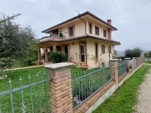Casa in vendita a San Clemente, Rimini