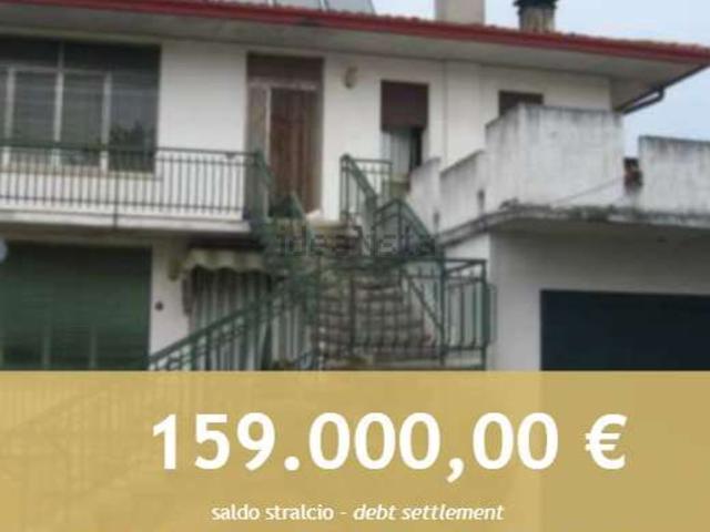 Casa in vendita a Crocetta Del Montello, Veneto