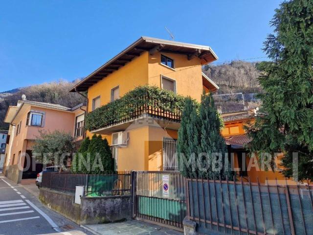Casa in vendita a Cosio Valtellino, Lombardia