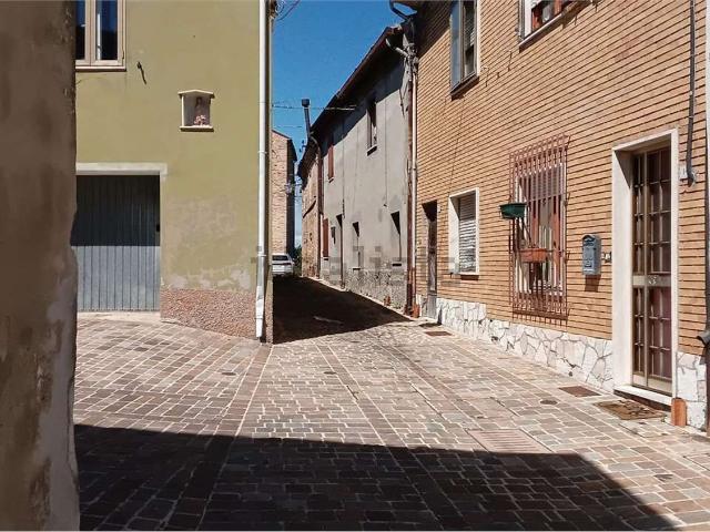 Casa in vendita a Saludecio, Reggio Emilia