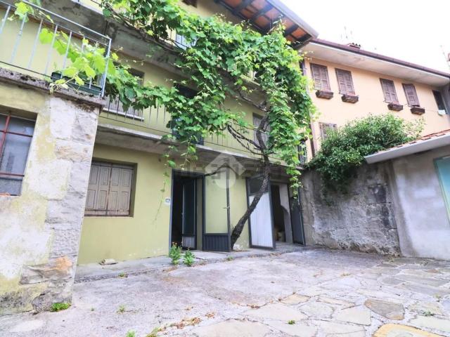 Casa in vendita a Canebola / Čeniebola / Cjaneule, Faedis / Fojda