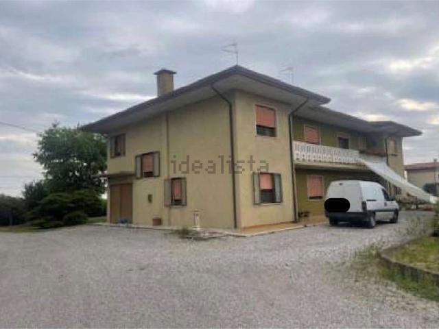 Casa in vendita a Portogruaro, Veneto