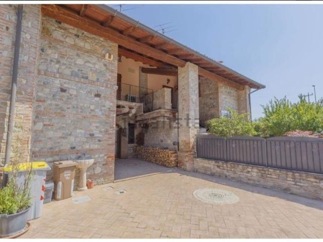 Casa in vendita a Maiano, Podenzano