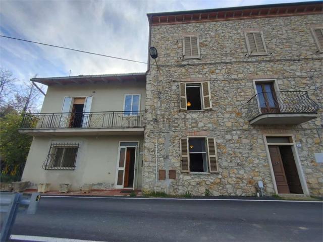 Casa in vendita a Montecchio, Umbria