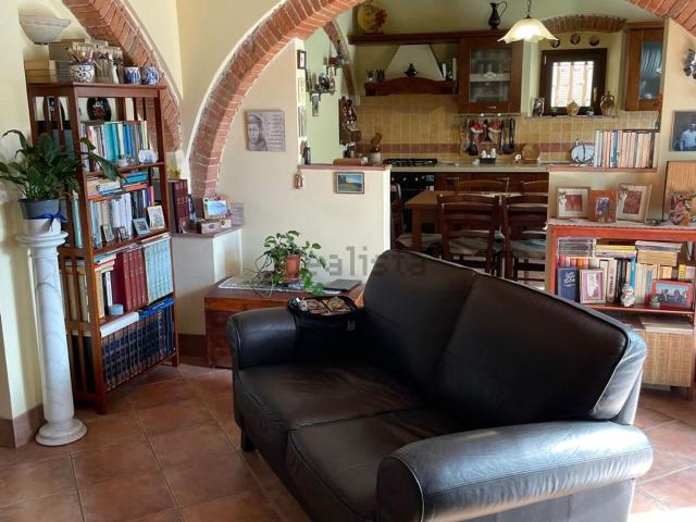 Casa in vendita a Carrara, Toscana