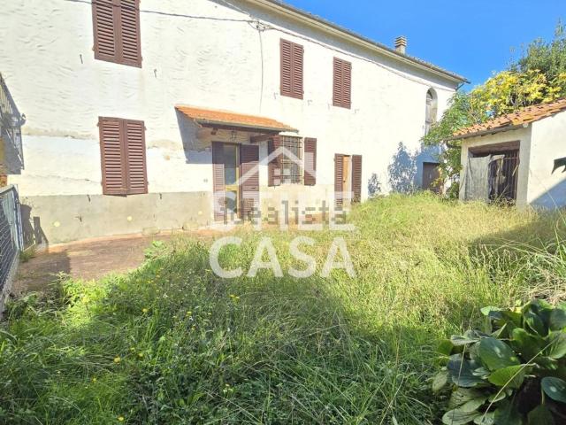 Casa in vendita a Chiesina Uzzanese, Pesciamorta