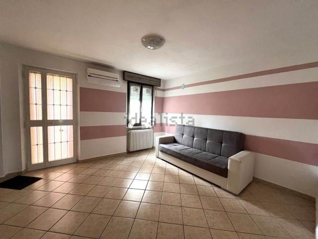 Casa in vendita a Castel d'Ario, Mantova