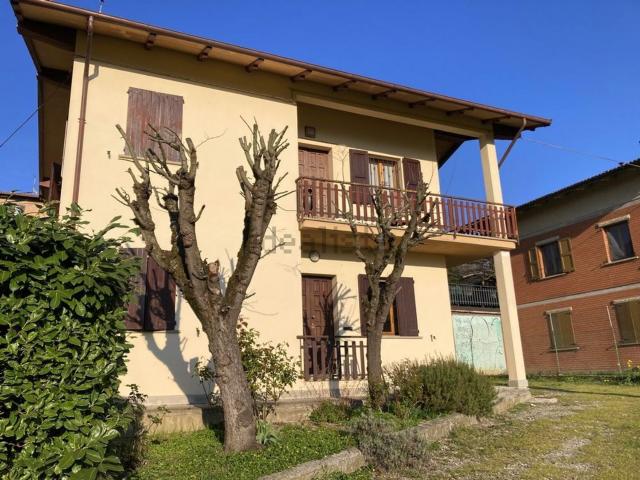 Casa in vendita a Unione dei comuni del Frignano, Serramazzoni