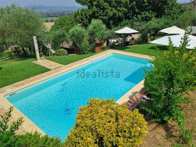 Casa in vendita a Ponte Nuovo, Deruta