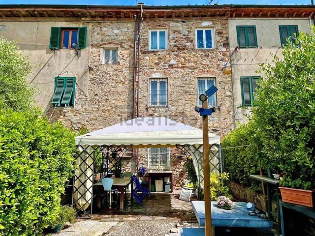 Casa in vendita a Sorbano del Vescovo, Bagni Di Lucca Ponte