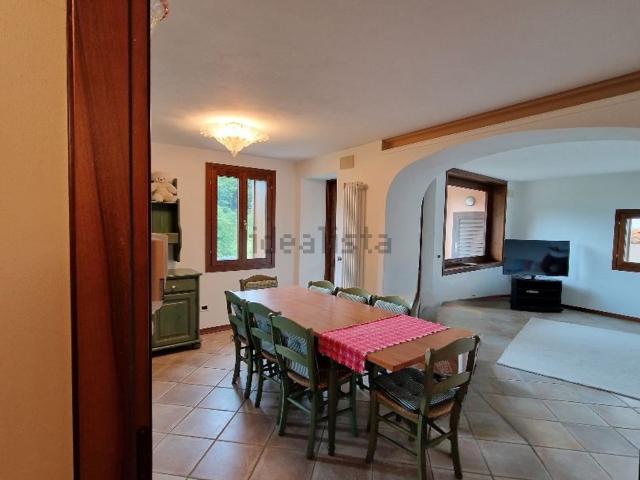 Casa in vendita a Valli Del Pasubio, Veneto