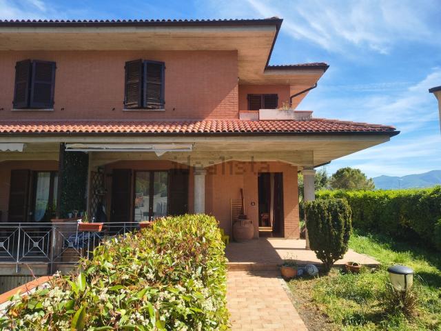 Casa in vendita a Marche, Ancona