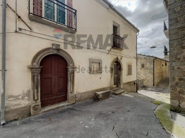 Casa in vendita a Roccaspinalveti, Abruzzo