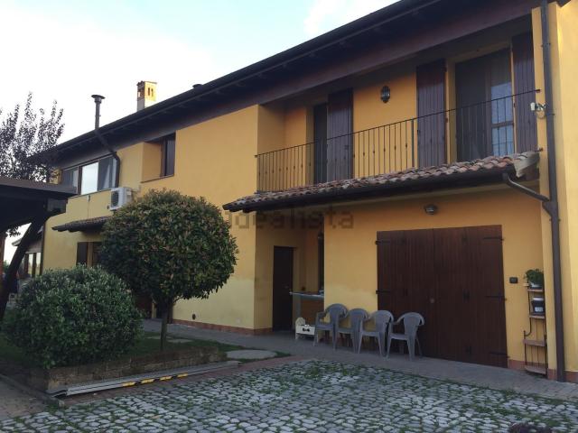 Casa in vendita a Modena, Albareto