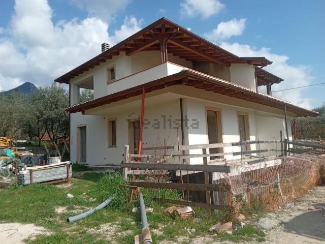 Casa in vendita a Terni, Umbria