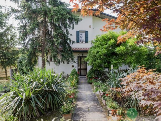 Casa in vendita a Russi, Reggio Emilia