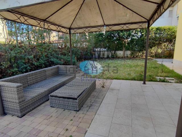 Casa in vendita a Camaiore, Toscana