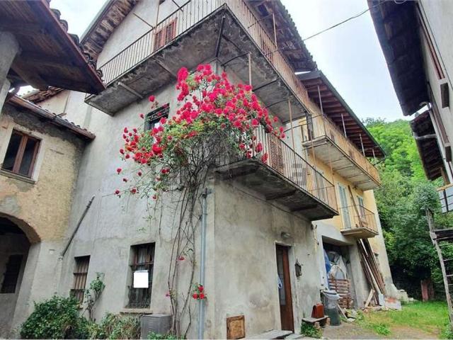 Casa in vendita a Visigna, Como