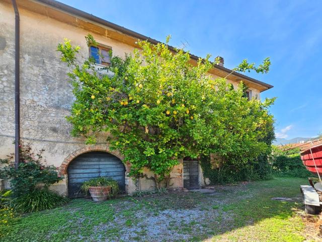 Casa in vendita a Ponterosso, Pietrasanta