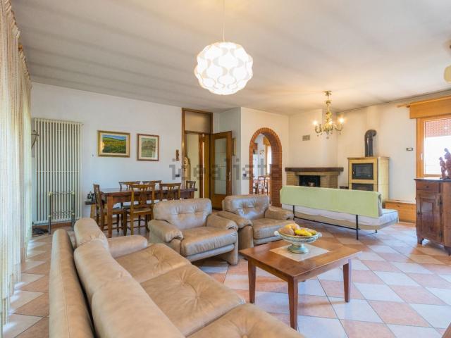 Casa in vendita a Pilastroni, Bassano Del Grappa