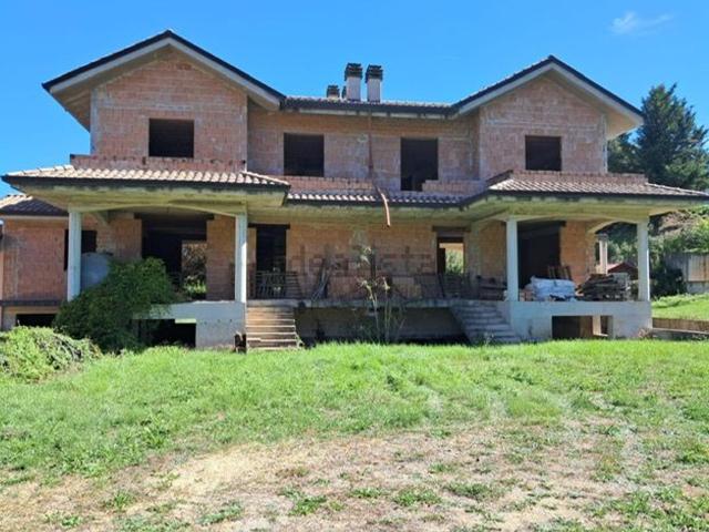 Casa in vendita a Alatri, Lazio