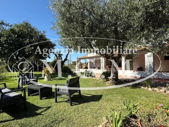 Casa in vendita a Via del Pino, Pontedera