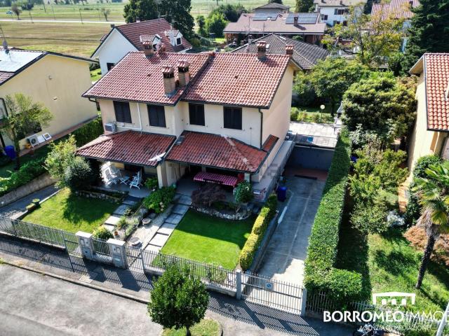 Casa in vendita a Mediglia, Lombardia
