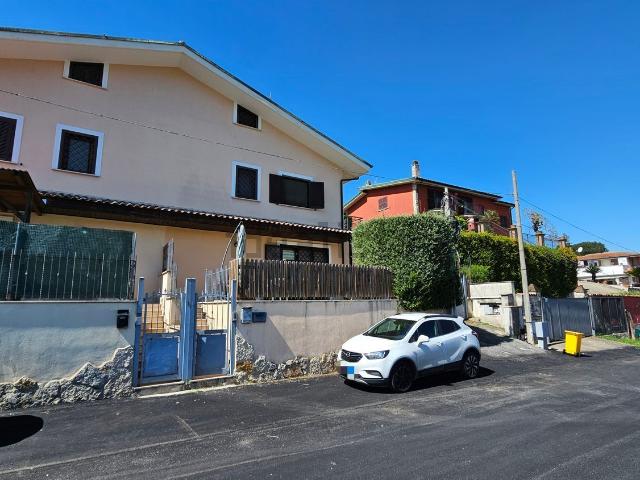 Casa in vendita a Guidonia Montecelio, Roma Capitale