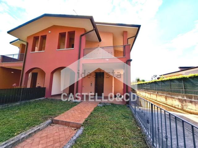 Casa in vendita a Castiglione Delle Stiviere, Lombardia