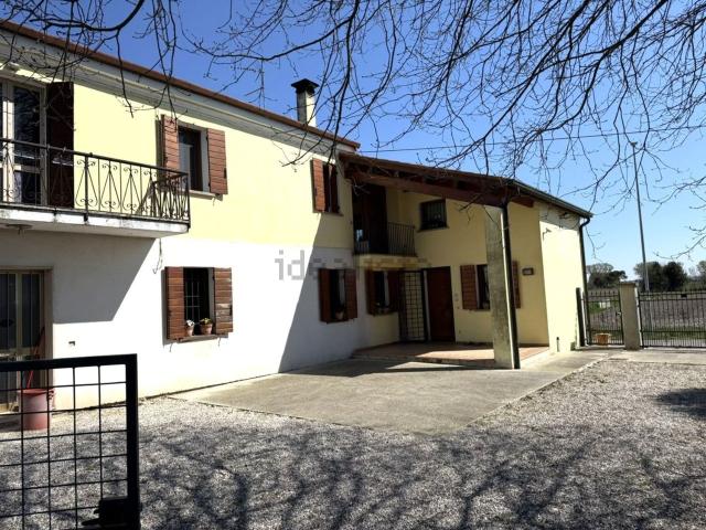 Casa in vendita a Carceri, Padova