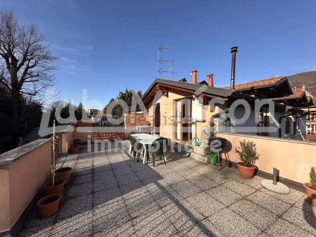 Casa in vendita a Comunità Montana Valli del Verbano, Gavirate