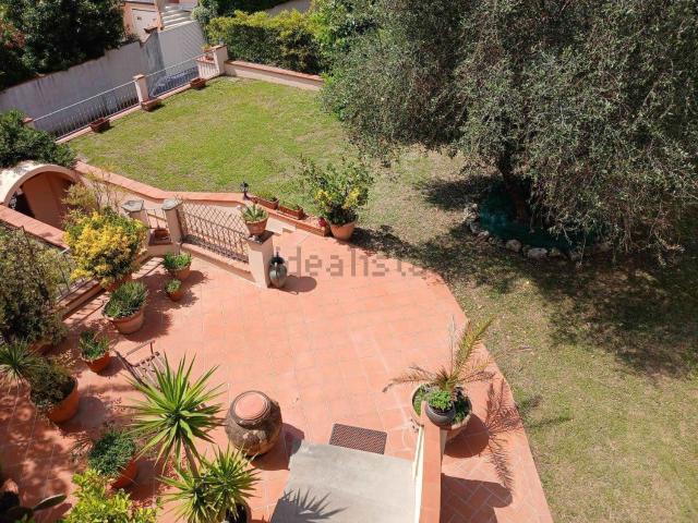 Casa in vendita a Carrara, Toscana