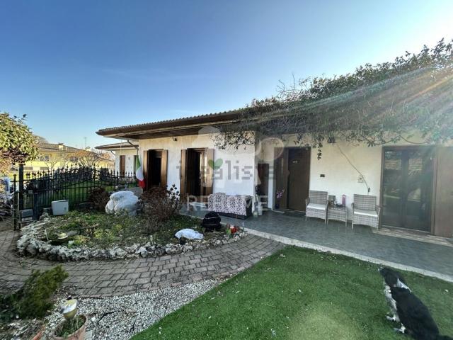 Casa in vendita a Bicinicco, Friuli-Venezia Giulia