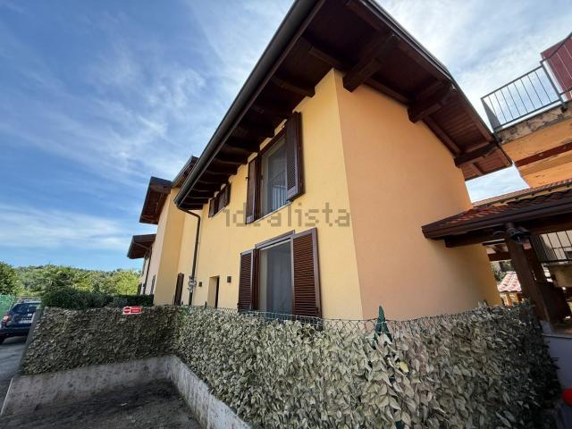 Casa in vendita a Fino Mornasco, Lombardia