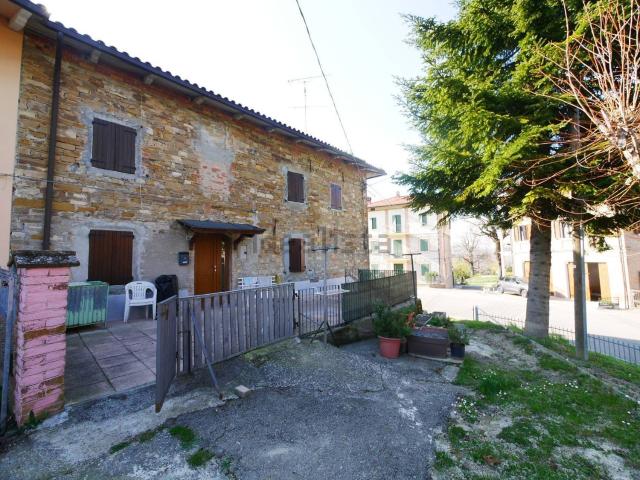 Casa in vendita a Unione dei comuni del Distretto Ceramico, Prignano Sulla Secchia