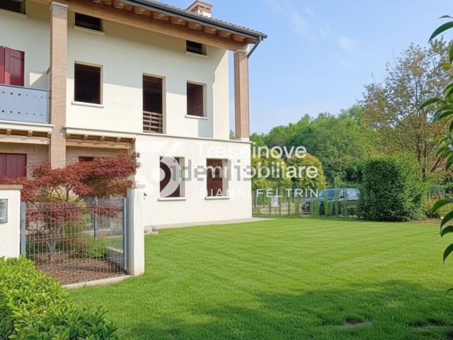 Casa in vendita a Padernello, Paese