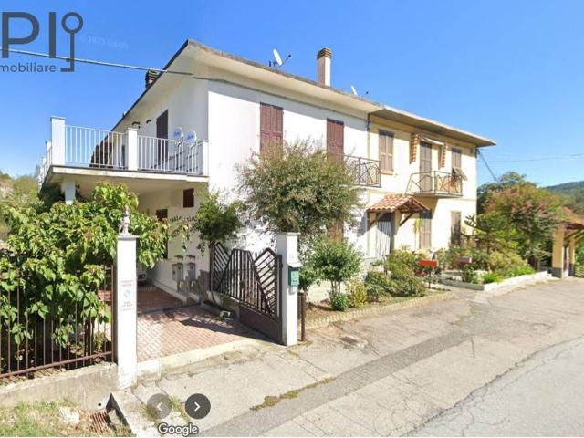 Casa in vendita a Piana Crixia, Liguria