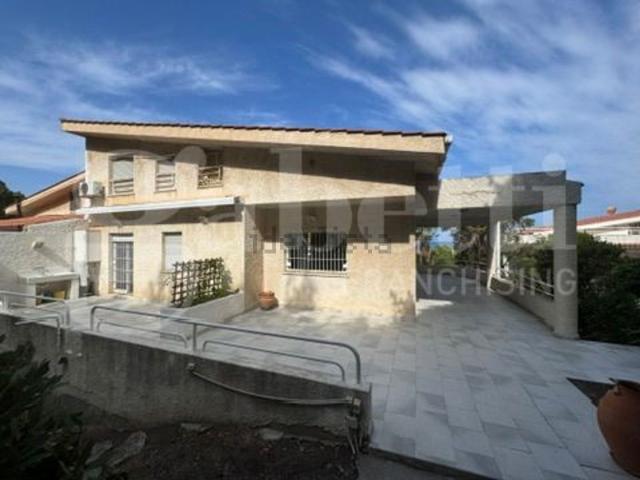 Casa in vendita a Contrada Marmora, Messina