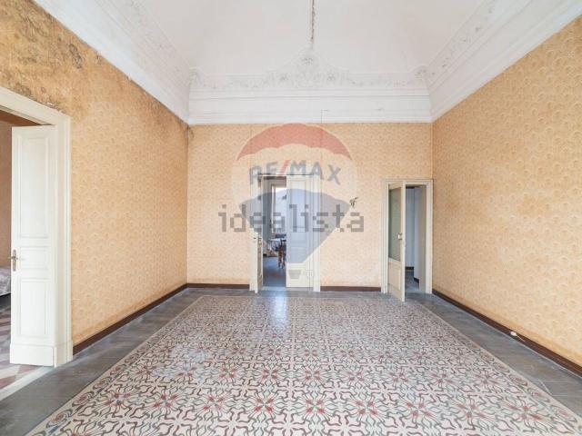 Casa in vendita a Centro storico, Catania