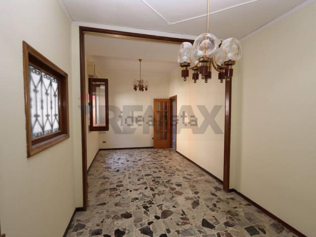 Casa in vendita a Santa Venerina, Sicilia