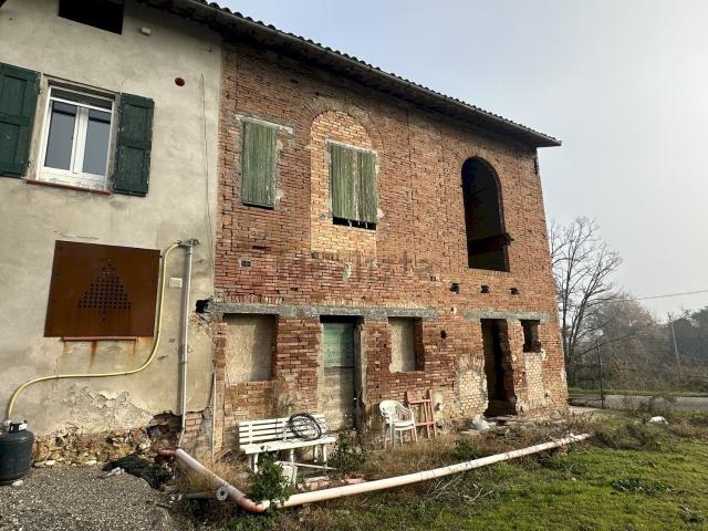 Casa in vendita a Nuovo Circondario Imolese, Imola