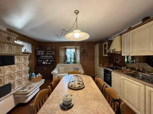 Casa in vendita a Comunità montana della Valchiavenna, Gordona