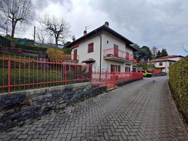 Casa in vendita a Centro Valle Intelvi, Casasco Intelvi