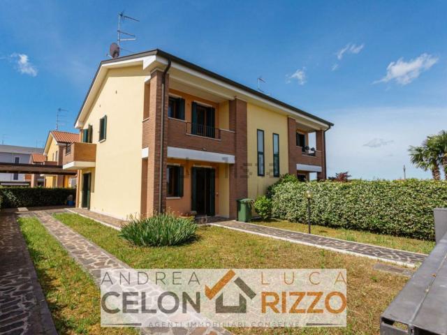 Casa in vendita a Pozzonovo, Veneto
